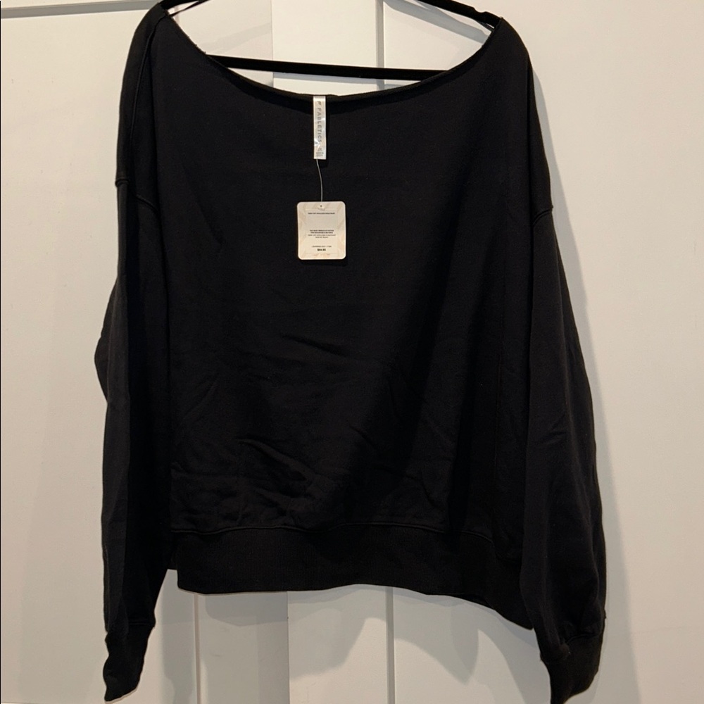NWT Fabletics BlackWomen's off the shoulders sweatshirt. NEVER WORN.